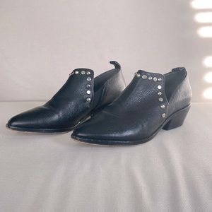 REBECCA MINKOFF KATEN LEATHER STUDDED BOOT Size 5.5